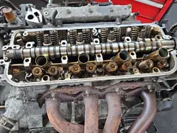 Culasse Honda d'occasion pour Accord VI 1.8 16V F18B2