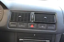 OEM BJF911 Zij- en midden dashboardroosters Golf IV