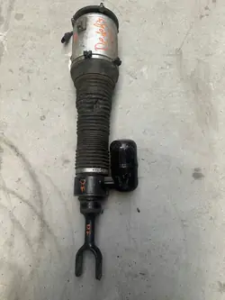 VW Phaeton Stötdämpare Fram 3D0616039N