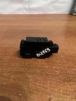 Käytetty Audi OE klapin moottori OEM D2169 2004 bensiini