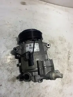 Ilmastointikompressori Opel Astra IV J Zafira C 1.6 CDTI