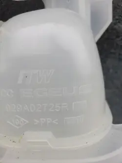 Réservoir d'eau OEM 92A02725R pour Kangoo IV Électrique