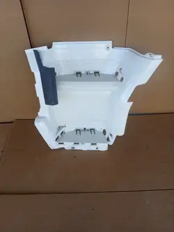 Escalón DAF XG OEM 222255559 - Lado Izquierdo Usado