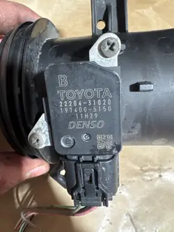 Débitmètre d'air OEM 22204-31020 pour Toyota Auris I 1.6