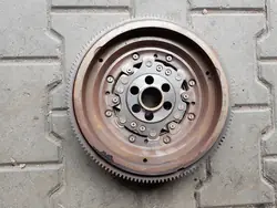 Volkswagen OE 03L105266AM kaksimassainen vauhtipyörä