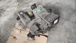 Tanque AdBlue + Bomba OEM 9842697380 - Usado