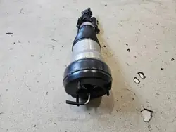 Amortisseur pneumatique avant droit Mercedes S W222 OEM A2223204400