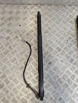 Ford Focus MK4 takaluukun aktuaattorit OEM JX7B-N404C84-AF