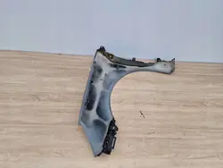 Rechte Vorderkotflügel PEUGEOT 307 2001-2005