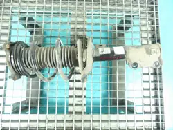 Amortiguador Delantero Derecho OEM 54661-G4000 Usado