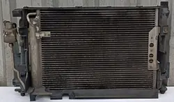 Mercedes A-luokka W168 1.7 CDI AC Jäähdytin Tuulettimen Setti A1685000193