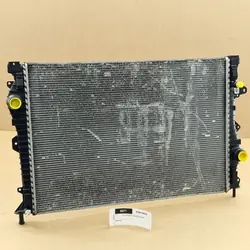 Jaguar OE Vesijäähdytin OEM E3QJT GJ32-8005-CB