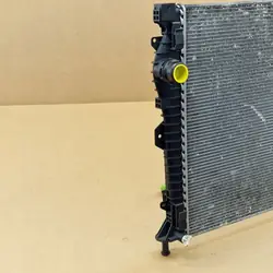 Jaguar OE Wasserkühler OEM E3QJT GJ32-8005-CB