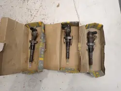 Inyector RENAULT 2.2 8200010075