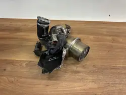 EGR Pakokaasujäähdytin VW Skoda Seat Audi 2.0 TDI 04L131512AJ