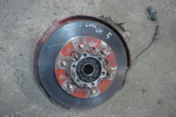 Vorderer linker ABS-Nabenkörper OEM GALLOPER PIASTA LEWY PRZÓD L ABS OK5