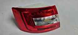 Linke Rückleuchte OEM 5E5945111B für Skoda Octavia