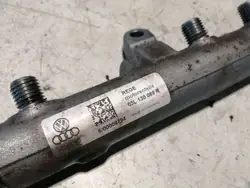 VW 03L130089R inspuitrail voor Passat B7 Alltrack