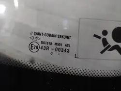 Begagnad Dacia Sandero I HB 5D framruta OEM