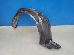 Toyota Yaris Etu-oikea lokasuoja OEM 53875-0D680