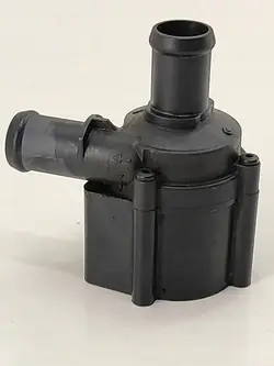 Pompe de circulation d'eau Volkswagen Golf VII 2014