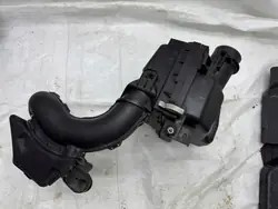 Resonator Luftfiltergehäuse OEM 70390750 Nissan Juke