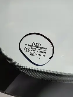 Audi A4 B6/B7 framruta OEM 8572AGSGYV