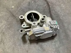 Kaasutinrunkio OEM 161A05894R NV300/Talento/Trafic