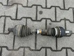 Mercedes-Benz A2453301201 Främre halvaxel - Begagnad
