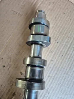 Árvore de cames VW 1.9 TDI OEM 038109111E - Usado