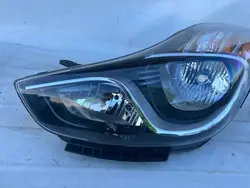 HYUNDAI IX20 Phare Gauche 92101-1K000