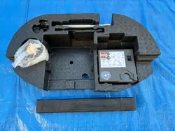 OEM 9830784380 Kit Reparação Tapete Porta-Malas Peugeot 208 II