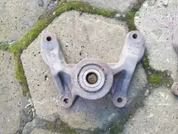 OEM 9413250003 Soporte de Muelle Trasero Atego 18T