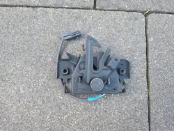 RENAULT MEGANE IV MOTORHUDFÄSTE 656017233R <2016