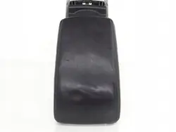 Keskikyynärnoja Audi Q3 8U OEM 8U0864283A Musta nahka