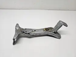 OEM 8V0821136C rechter spatbordbeugel voor Audi A3 8V