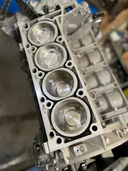 Base de Filtre à Carburant 2.0D Jaguar XE HJ32-9B072-AB