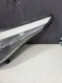 KIA CEED PROCEED 2 II JD 2012-2015 Lampe Avant Gauche OEM