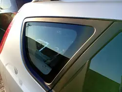 Hyundai i30 07-11 rechte Karosserieseitenscheibe OEM MM-0201-14