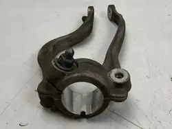 Porsche Macan Jousituksen alakiinnike OEM 95B413038C