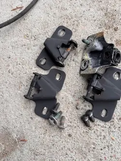 Achterdeurslot Grendel OEM 9087000Q0A voor Renault Master III