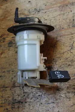 Bóia Bomba Combustível Toyota Corolla E12 1.6 OEM