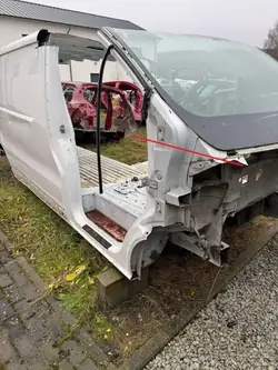 Right Upper Windshield Pillar Renault Trafic III