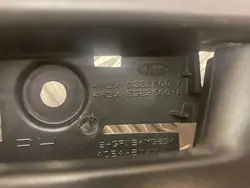 Poignée de porte Ford Mustang V 2014 OEM 4R3X6322600A