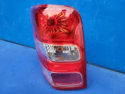 MITSUBISHI L200 Lampe Arrière Gauche 8330A945
