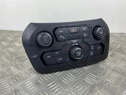 Panel climatización Jeep OEM 07356941360 - Usado