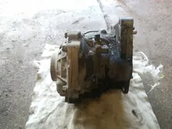Boîte de transfert Toyota AMD18100 pour RAV4 XA30 2008