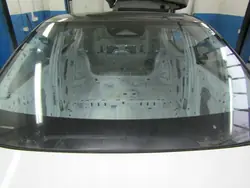 Vindruta Volvo EX30 OEM AK-6-89073 Begagnad