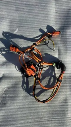 Câble de charge hybride Mercedes-Benz CLA W118 OEM A1185407223