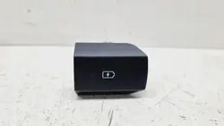 Port USB OEM 96125M6000 pour Kia Niro Électrique 2021